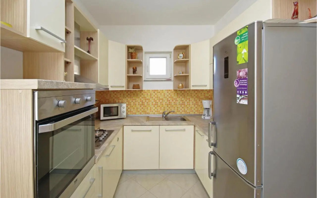 Holiday Home Kresevo with Fireplace 11