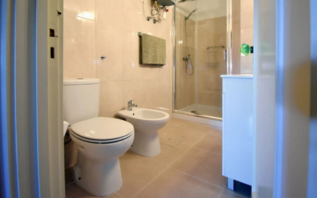 Pardal Apartment by JC