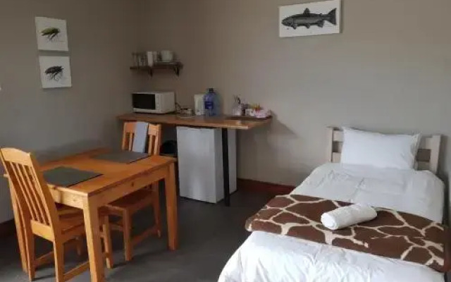 Stay@67 Apartments - Dullstroom