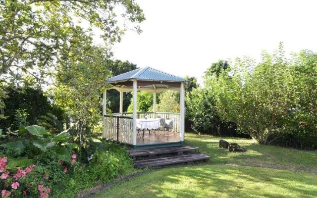 Rosevillehouse Bed & Breakfast