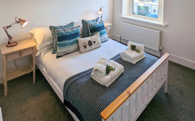 Woodbine Retreat, A Remarkable 3 Bedroom House