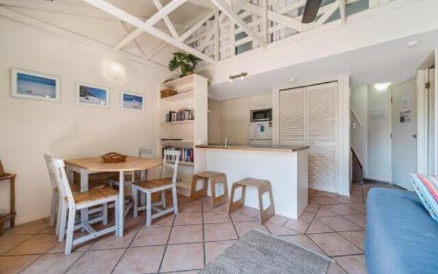 16 Pt Lookout Beach Resort