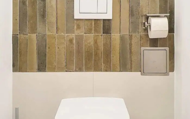 easy flat Hyrtlgasse