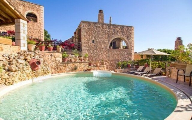 Samonas Traditional Villas Green Villa Faskomilia - 75m Maisonette