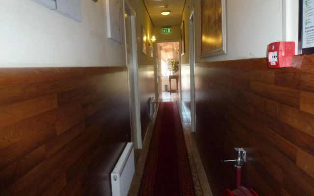 Hotel Isis