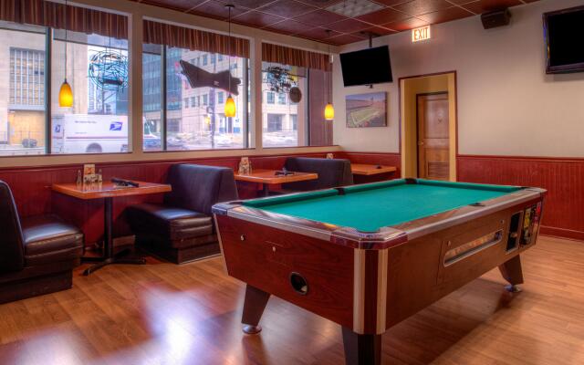 Holiday Inn & Suites Chicago - Downtown by IHG