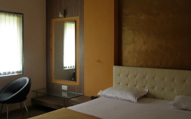 Hotel Sanai Residency