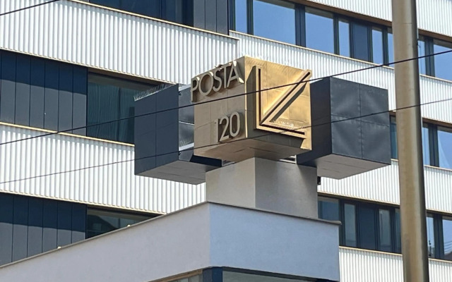 Post 120 Suites