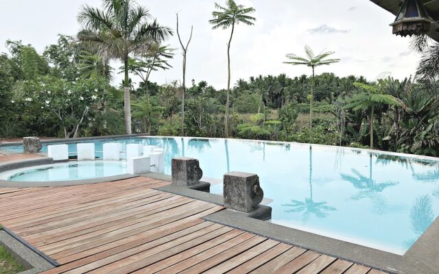 Overlooking Lagoon at Sitio de Amor