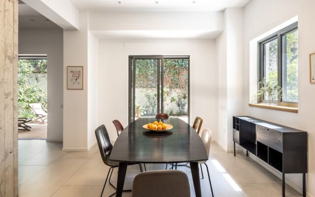 Tel Aviv Garden Oasis by Sea N' Rent