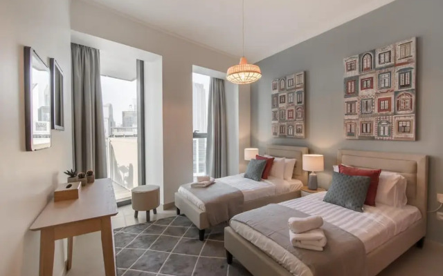 5 Apt in Architectural Marvel of Dubai