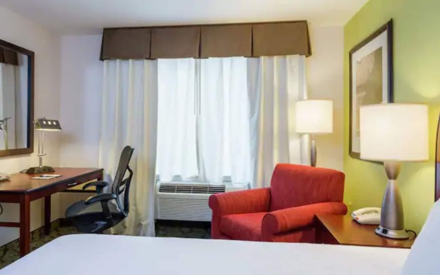 Hilton Garden Inn Queens/JFK Airport