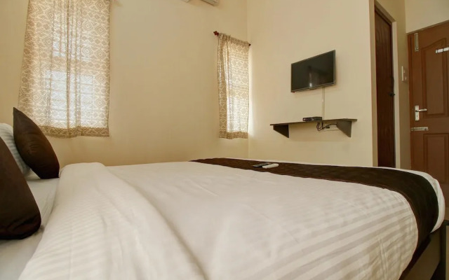 OYO 12798 Soundaryam Apartments