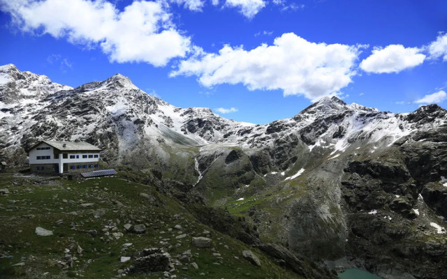 Rifugio Roberto Bignami