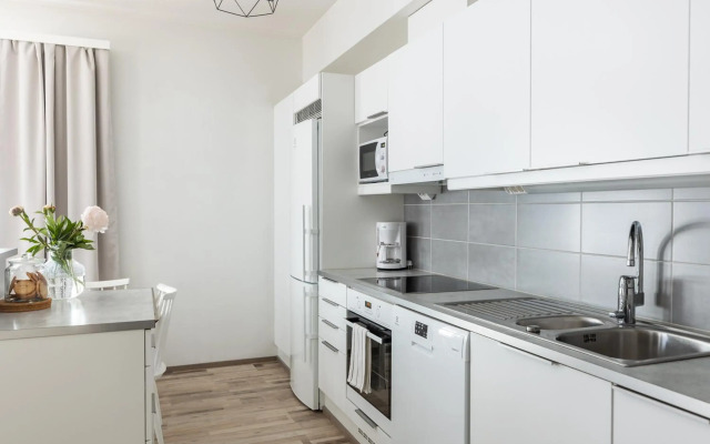 Arctic Starry City Suite