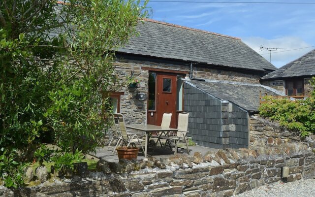 A spacious barn conversion with charming features near Looe