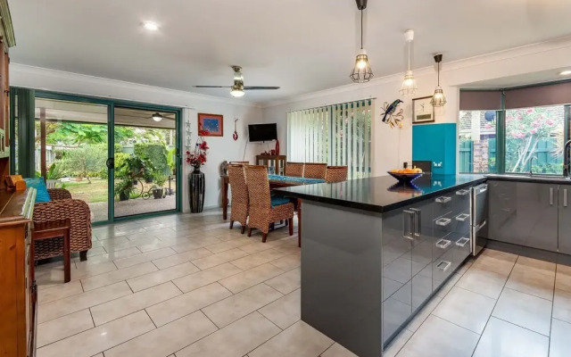 Delightful Duplex on Rose Ct, Bongaree