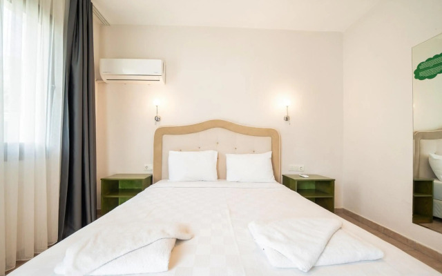 Dedeminn Garden Hotel