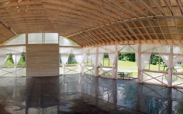 Отель «Вишневый сад»