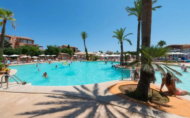 Aparthotel Ciudad Laurel