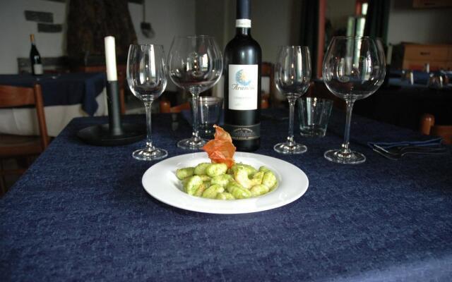 Hotel Ristorante Falchetto