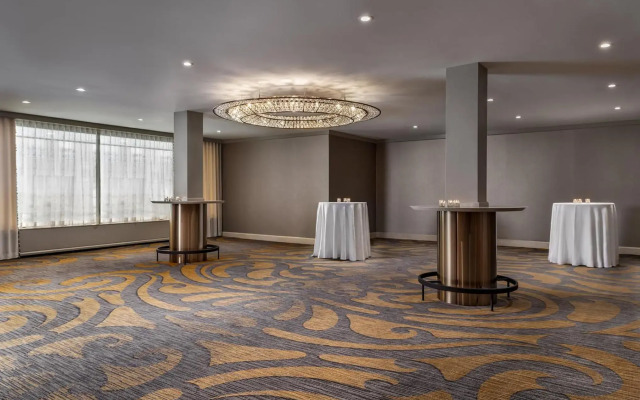 The Omni King Edward Hotel