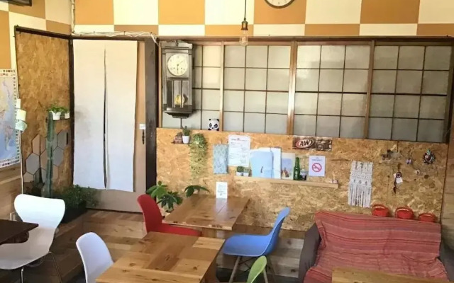 Guesthouse DARUMA - Hostel