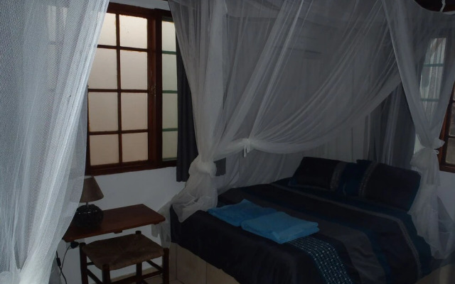 C-Mew Guesthouse