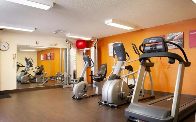 Holiday Inn Express & Suites Hayward by IHG