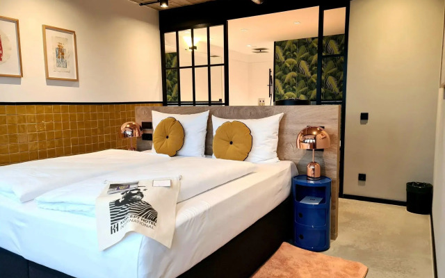 KONCEPT Hotel International