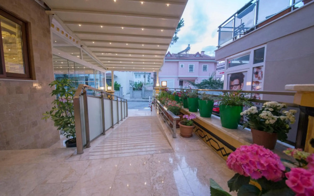 Kayi Hotel