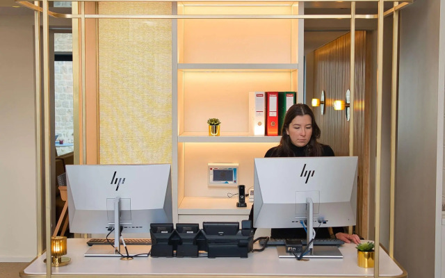 Hotel Yac Paris Clichy, A Member Of Radisson Individuals