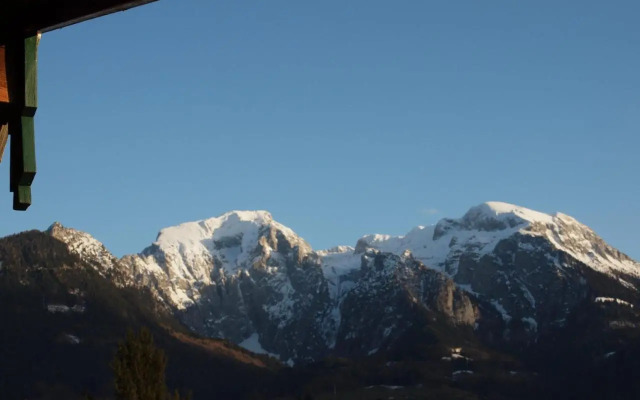 Gästehaus & Pension Watzmannblick