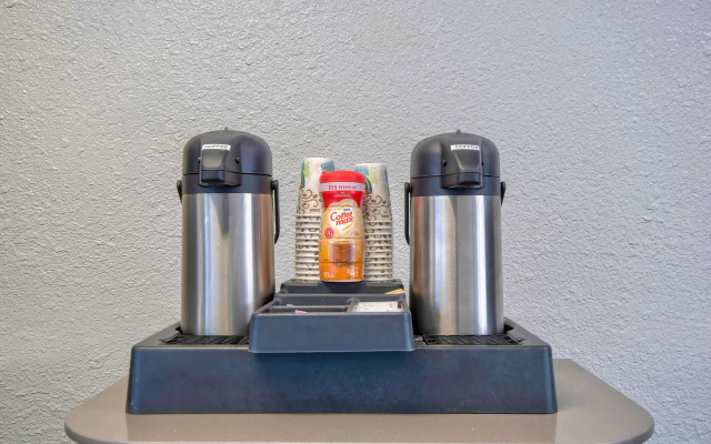 Studio 6 Albuquerque, NM – Midtown