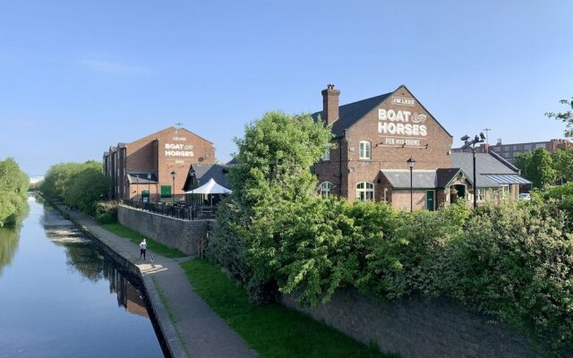 The Boat & Horses Inn