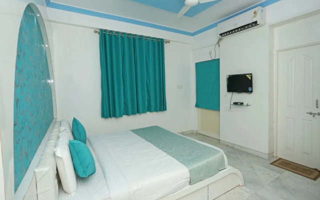 OYO 9775 Home Modern 4BHK Celebration mall