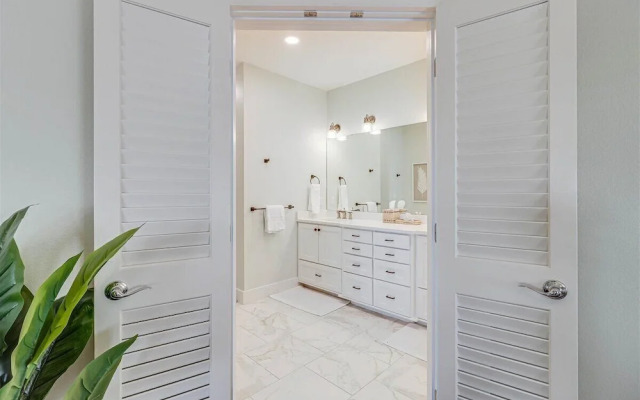 Ships and Giggles 276 HI