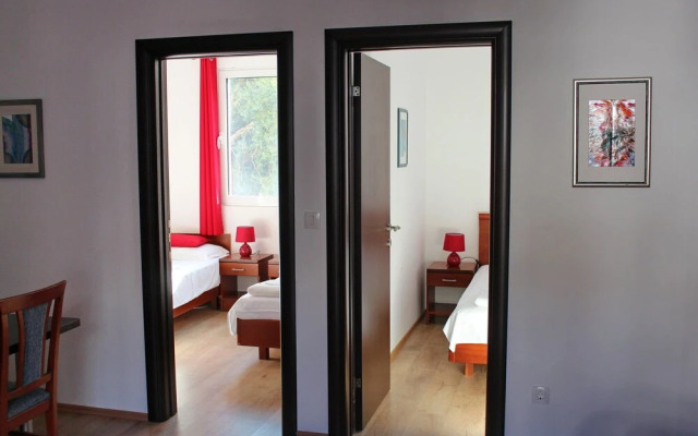 Balabusic Two Bedroom Apartment No.5