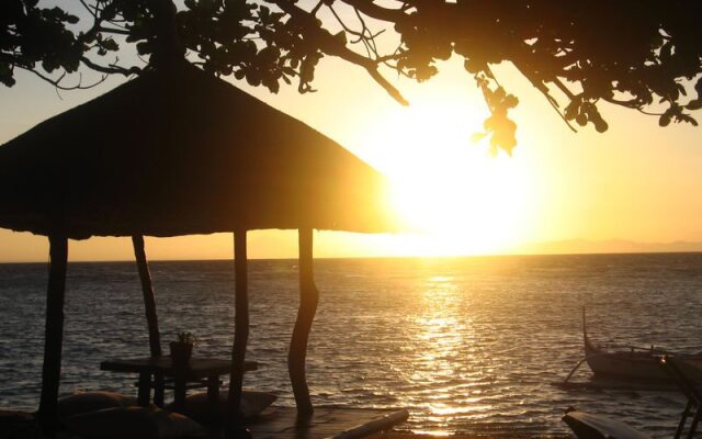 Sunrise Cove Resort