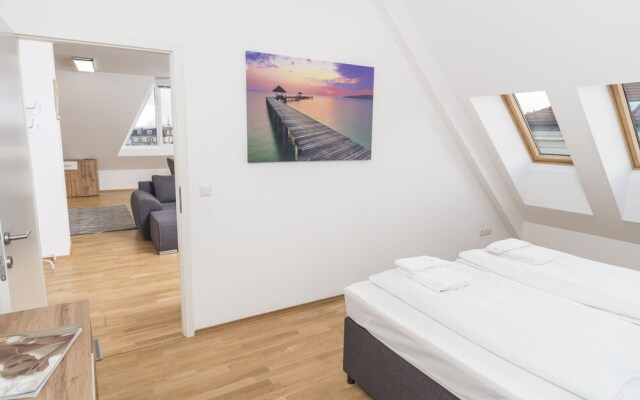 Schottenring Terrace by Welcome2Vienna