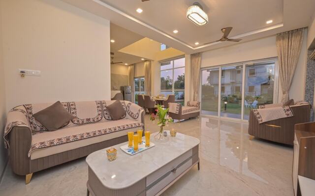 Vivanta Villa