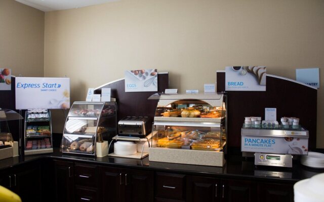 Holiday Inn Express West Jefferson by IHG