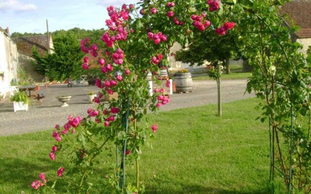 Gite Chédigny, 4 Pièces, 6 Personnes - Fr-1-381-121