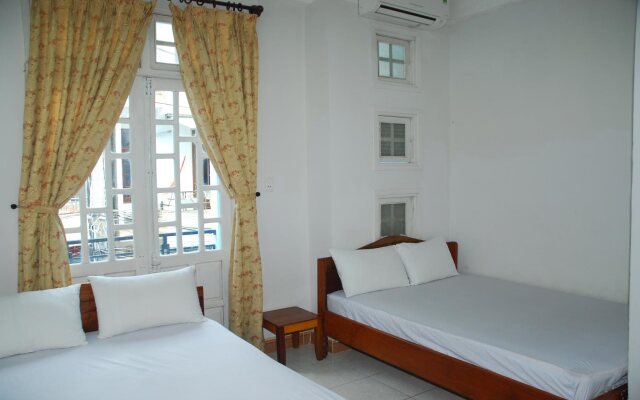 Lum Dong Tien Hotel