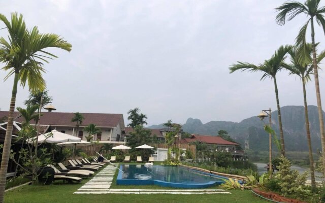 Villa Vang Vieng Riverside