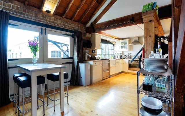 Warehouse Loft in London Bridge