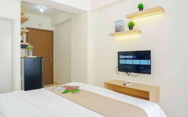 Homelike And Minimalist Studio At Apartment Podomoro Golf View – Guest Rooms – Depok