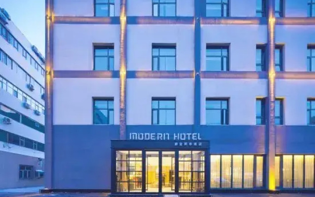 Modern Hotel