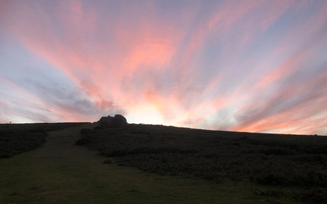 Wottonsbury