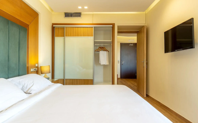 Oasis Hotel Apartments